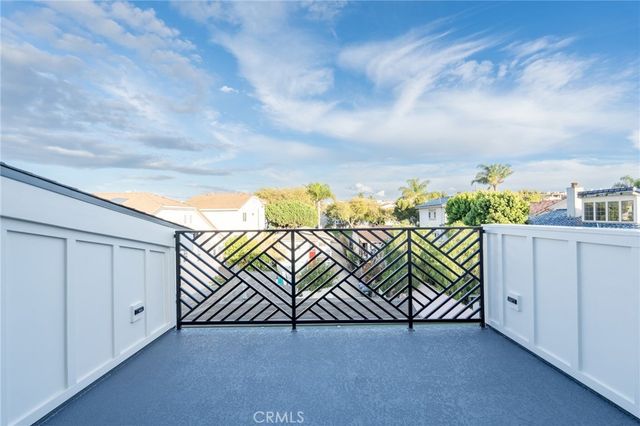 110 S Irena Avenue B, Redondo Beach, CA 90277