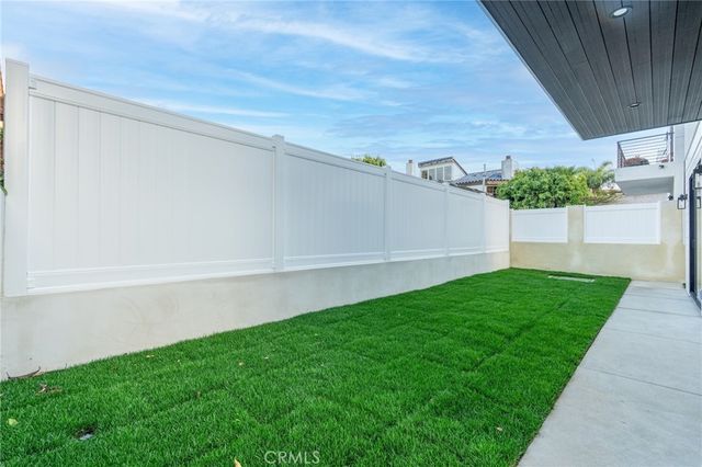 110 S Irena Avenue B, Redondo Beach, CA 90277