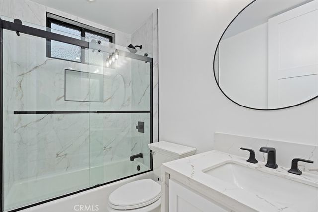 110 S Irena Avenue B, Redondo Beach, CA 90277