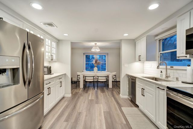 2550 Natta Boulevard, Bellmore, NY 11710