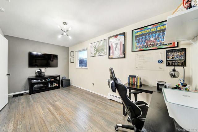 2550 Natta Boulevard, Bellmore, NY 11710