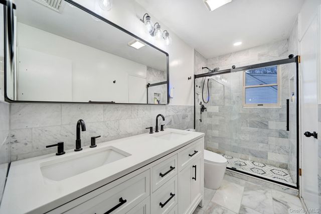 2550 Natta Boulevard, Bellmore, NY 11710