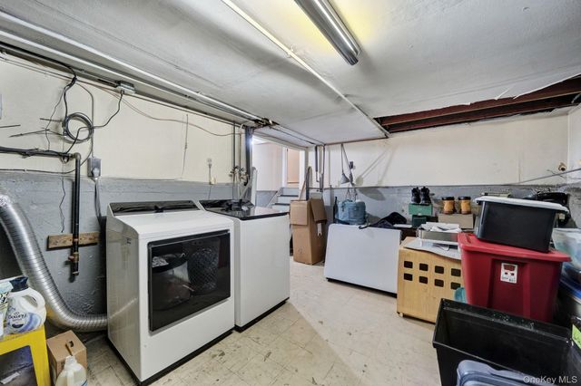 2550 Natta Boulevard, Bellmore, NY 11710