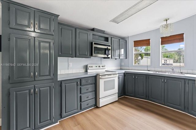 35250 SW 177th Ct, Homestead, FL 33034