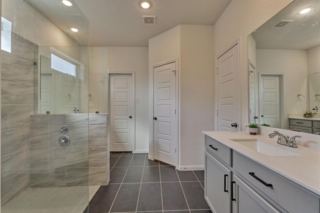 21433 Kings Guild Lane, Kingwood, TX 77339