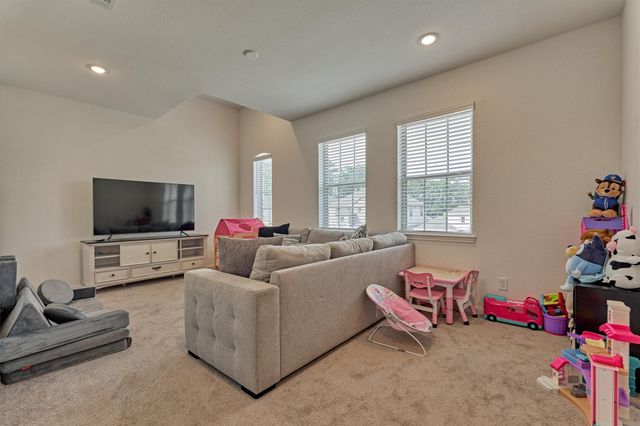 21433 Kings Guild Lane, Kingwood, TX 77339