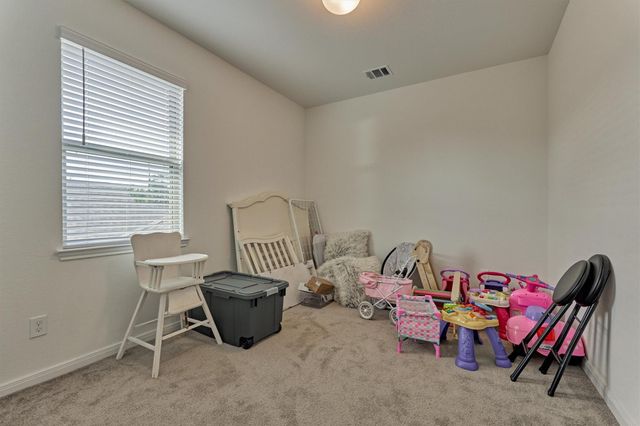 21433 Kings Guild Lane, Kingwood, TX 77339