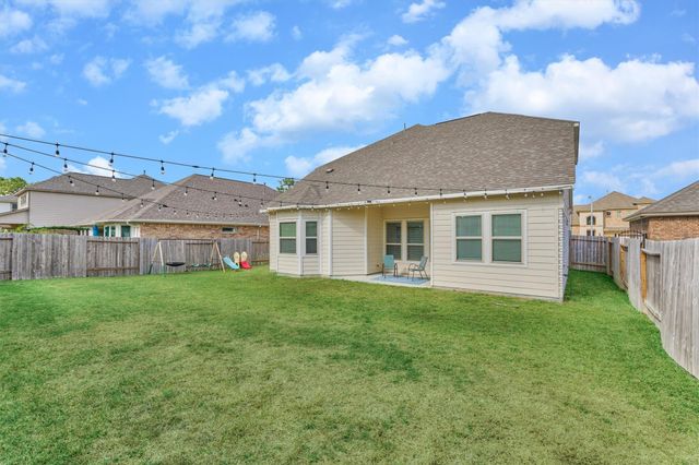 21433 Kings Guild Lane, Kingwood, TX 77339