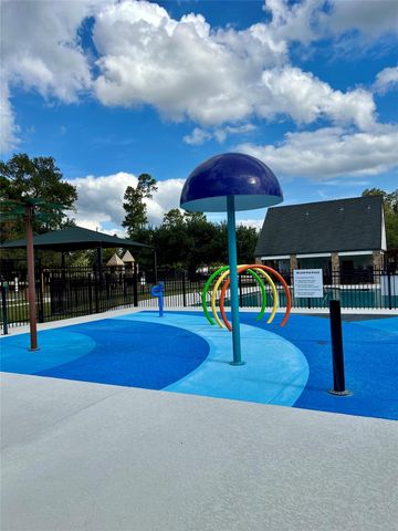 21433 Kings Guild Lane, Kingwood, TX 77339