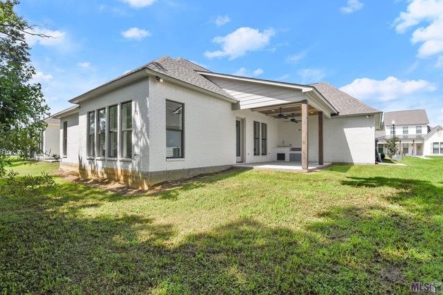 1150 Ivy Ct, Denham Springs, LA 70726