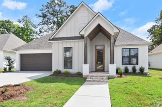 1150 Ivy Ct, Denham Springs, LA 70726