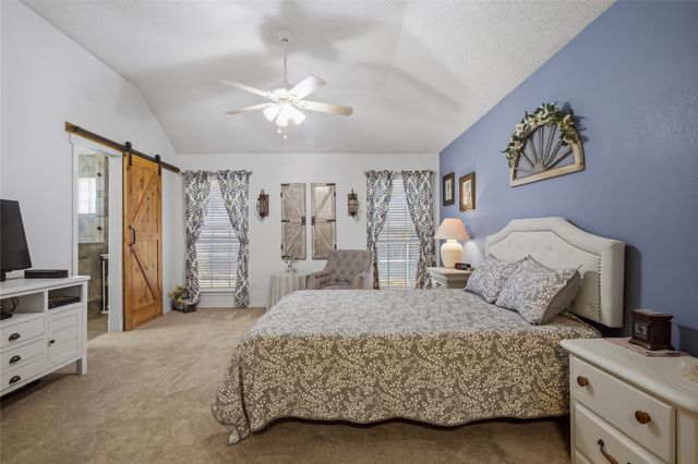 4511 Queenswood Drive, Grand Prairie, TX 75052