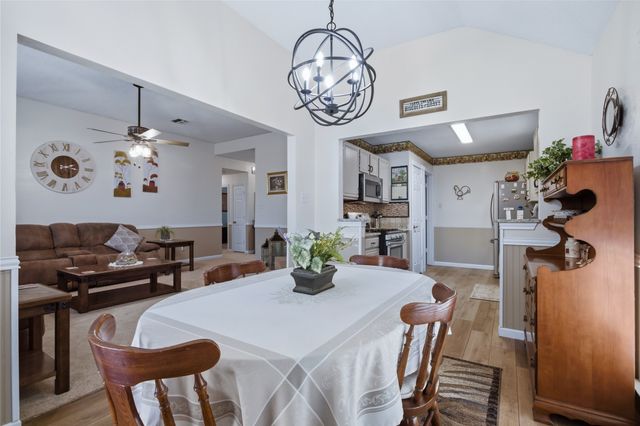 4511 Queenswood Drive, Grand Prairie, TX 75052