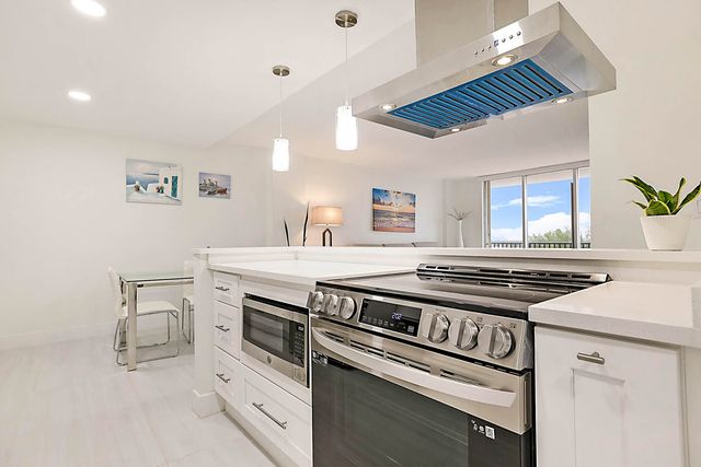 2121 N Ocean Boulevard 806w, Boca Raton, FL 33431