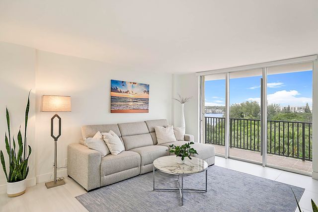 2121 N Ocean Boulevard 806w, Boca Raton, FL 33431