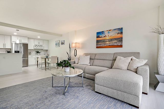 2121 N Ocean Boulevard 806w, Boca Raton, FL 33431