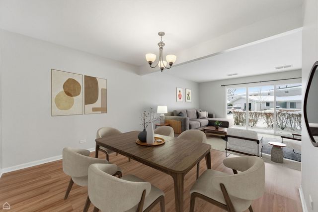 1081 PINEHURST Lane, Schaumburg, IL 60193