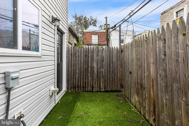 1411 S MOLE ST, Philadelphia, PA 19146
