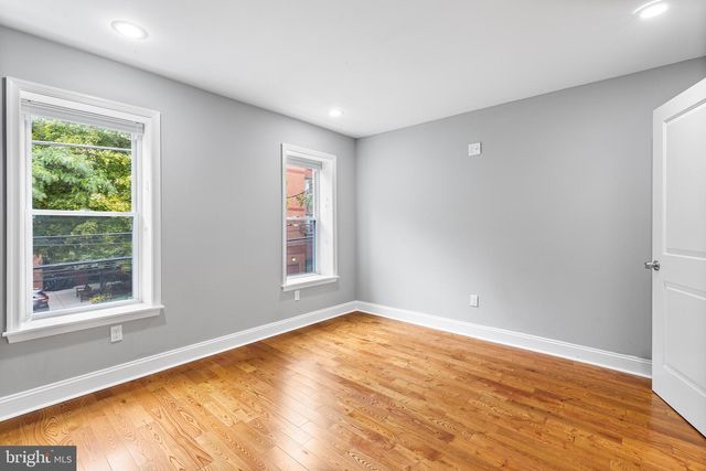 1411 S MOLE ST, Philadelphia, PA 19146