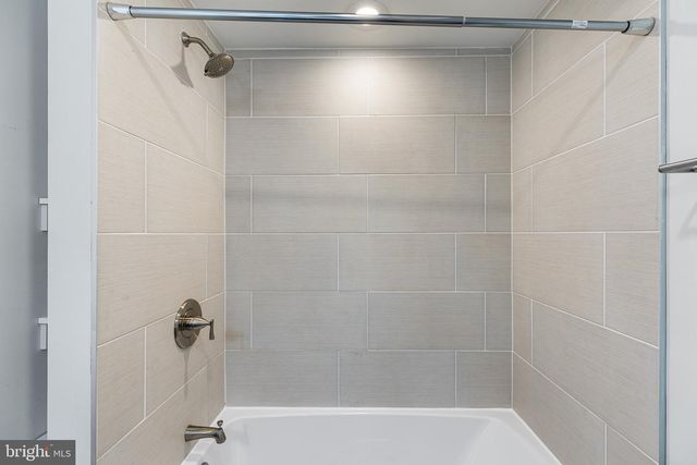 1411 S MOLE ST, Philadelphia, PA 19146