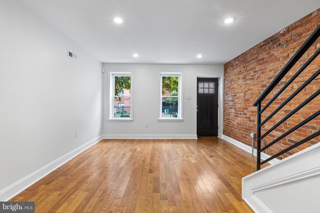 1411 S MOLE ST, Philadelphia, PA 19146