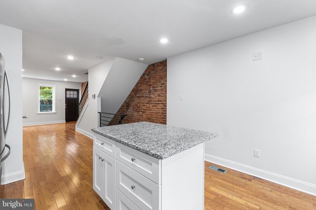 1411 S MOLE ST, Philadelphia, PA 19146