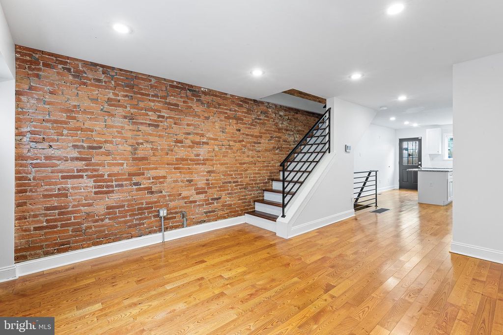1411 S MOLE ST, Philadelphia, PA 19146 — photo 2