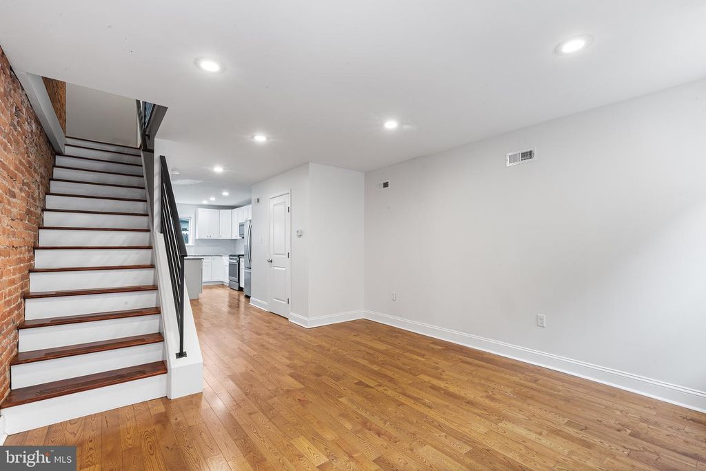 1411 S MOLE ST, Philadelphia, PA 19146 — photo 4