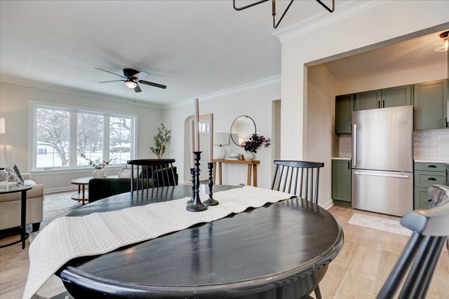 2900 48th Place, Des Moines, IA 50310