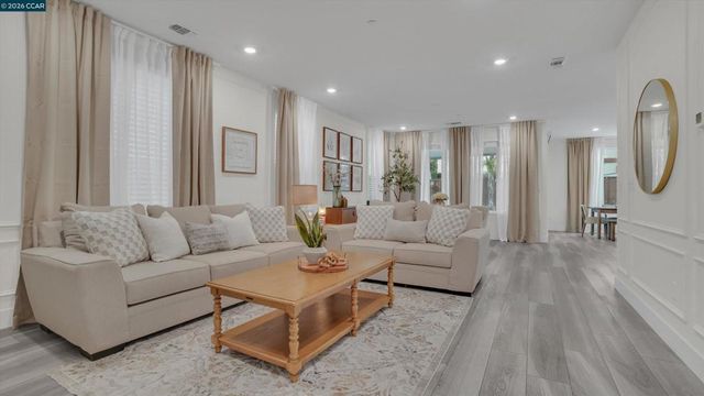 156 156 Scott Creek Way, Brentwood, CA 94513