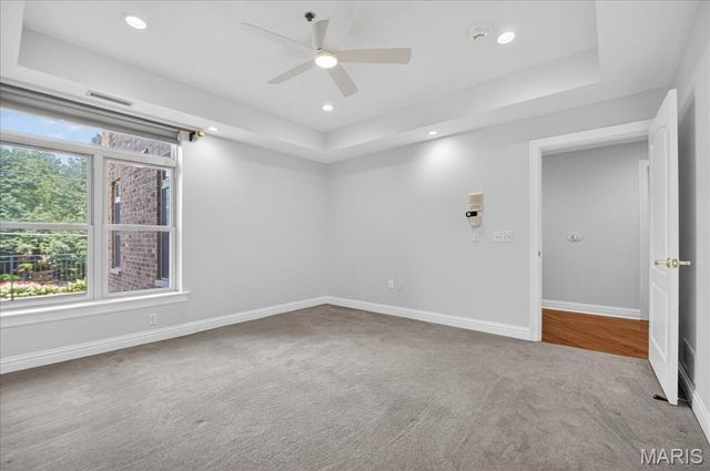 500 North and South Road 103, University City, MO 63130