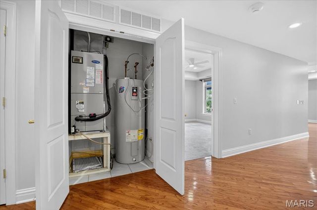 500 North and South Road 103, University City, MO 63130