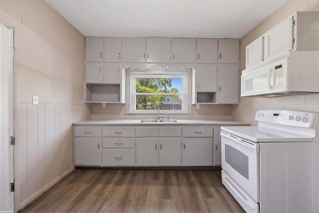 29 Pickford Road, Kimball, MI 48074