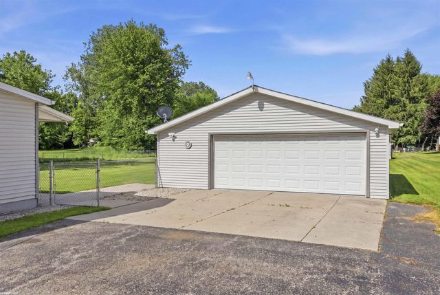 29 Pickford Road, Kimball, MI 48074