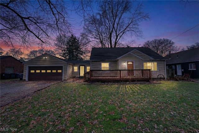 568 Stevenson Avenue, Akron, OH 44312