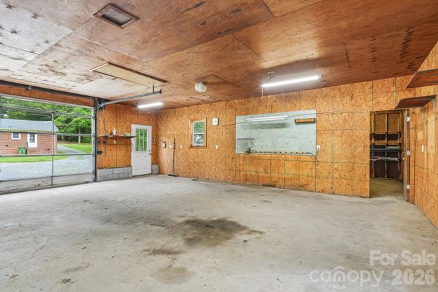 435 Parker Circle, Norwood, NC 28128