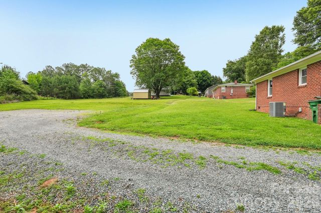 435 Parker Circle, Norwood, NC 28128