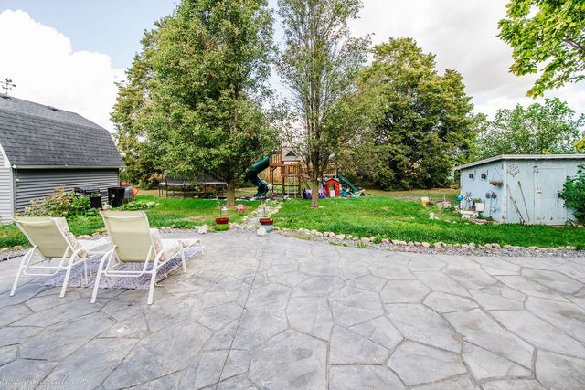 936 W Corning Road, Beecher, IL 60401