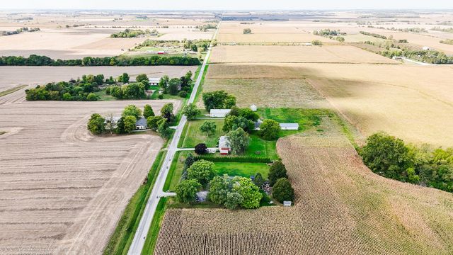 936 W Corning Road, Beecher, IL 60401