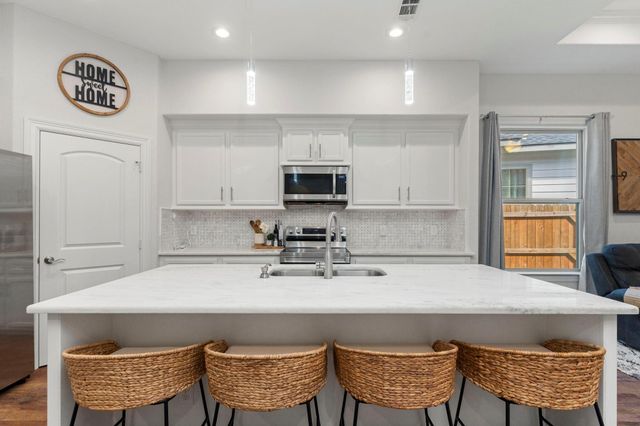 10921 Oriole Place, Conroe, TX 77385