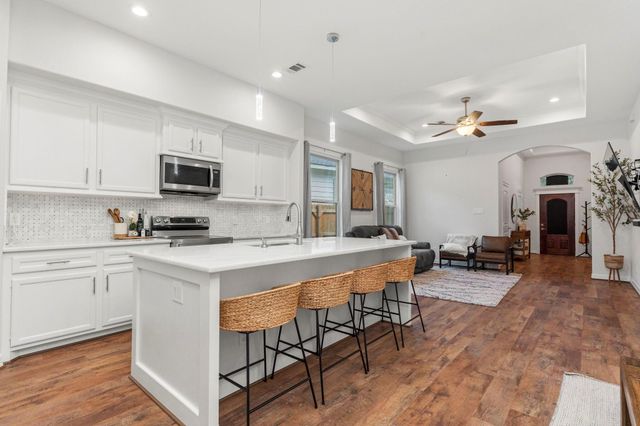 10921 Oriole Place, Conroe, TX 77385