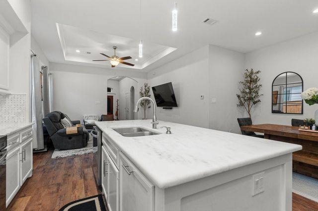 10921 Oriole Place, Conroe, TX 77385