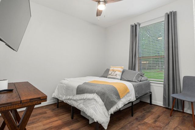 10921 Oriole Place, Conroe, TX 77385