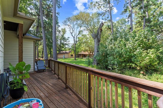 10921 Oriole Place, Conroe, TX 77385