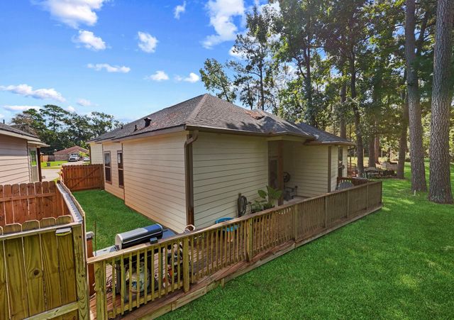 10921 Oriole Place, Conroe, TX 77385