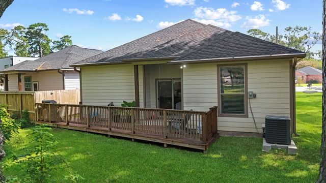 10921 Oriole Place, Conroe, TX 77385