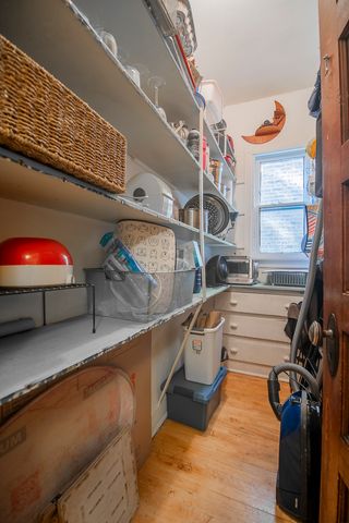 4948 N Winchester Avenue, Chicago, IL 60640