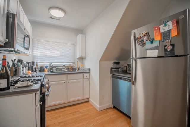 4948 N Winchester Avenue, Chicago, IL 60640