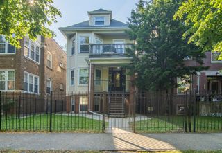4948 N Winchester Avenue, Chicago, IL 60640