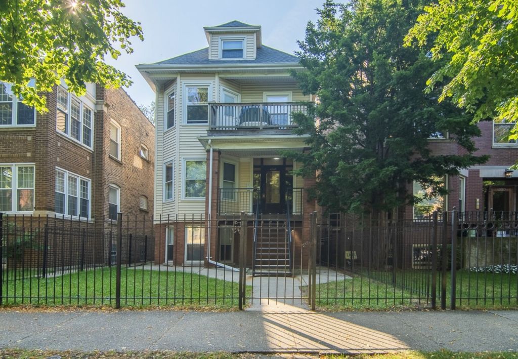 4948 N Winchester Avenue, Chicago, IL 60640